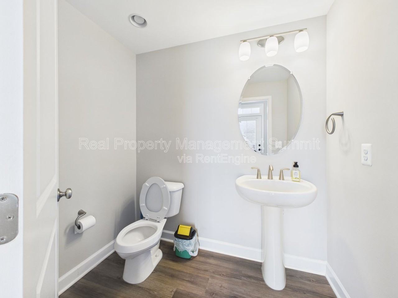 3284 Charleston Blvd - Photo 3 of 27