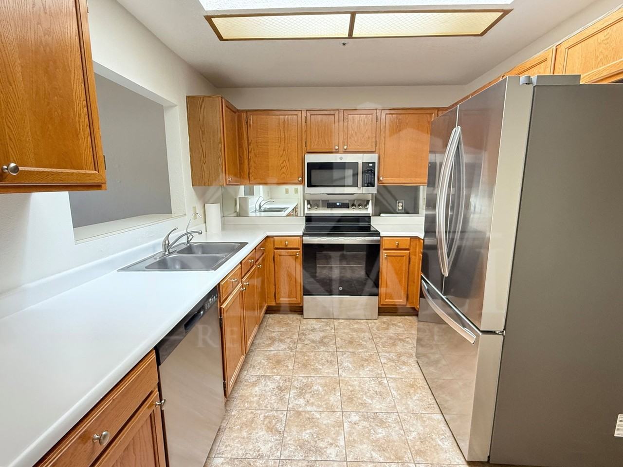 11766 E Becker Ln - Photo 5 of 26