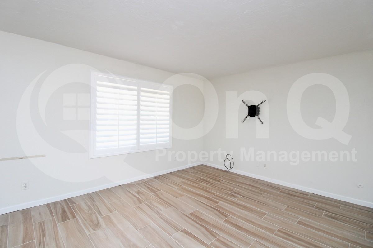 4528 E Capistrano Ave - Photo 6 of 22