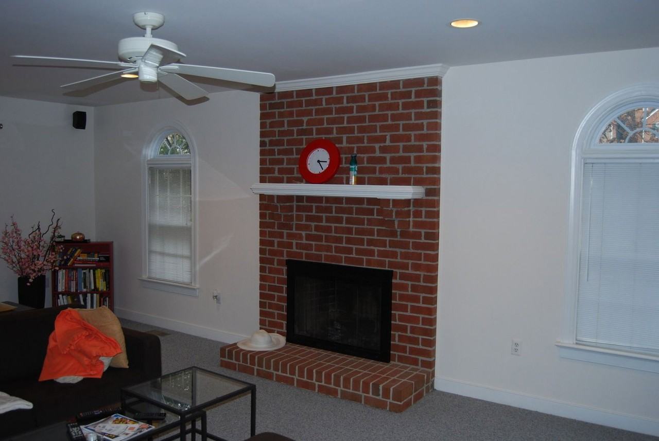 8413 Wilshire Pl - Photo 5 of 22