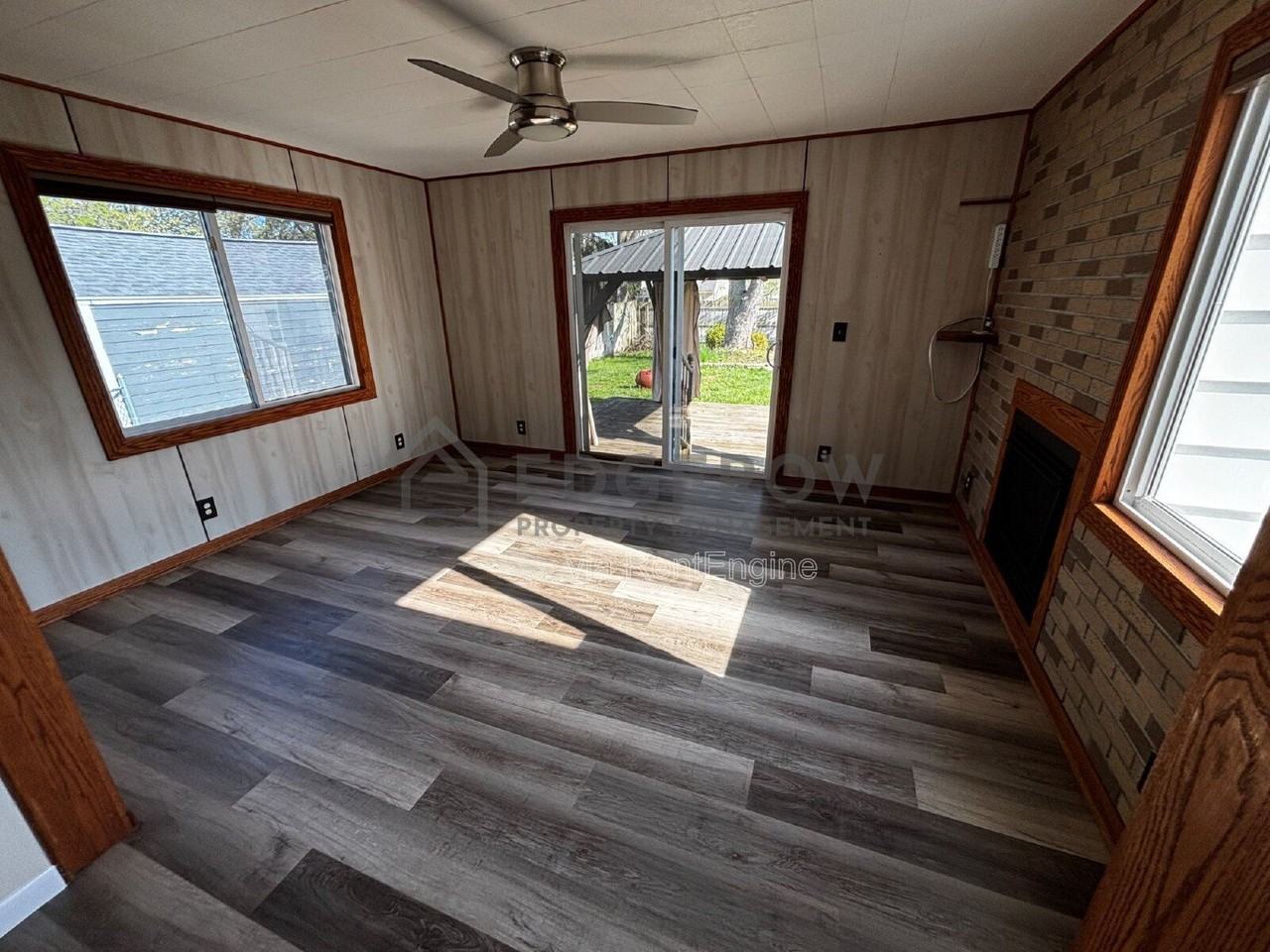 901 Cricklewood St Sw - Photo 6 of 13