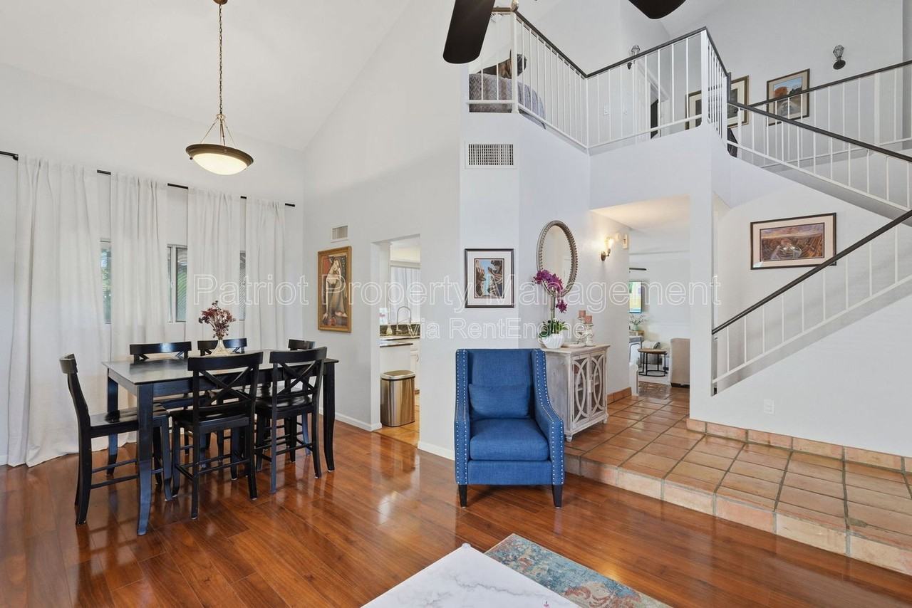 12238 S 45th St - Photo 6 of 36