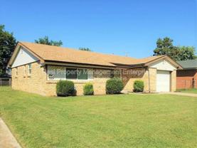 633 Lotus Ave - Photo 1 of 1