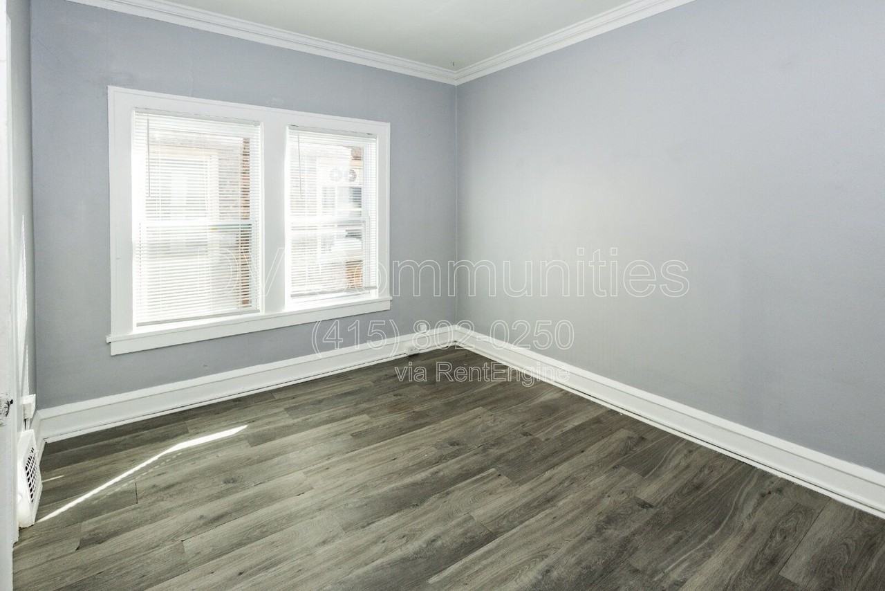 13389 Madison Ave #10 - Photo 3 of 10