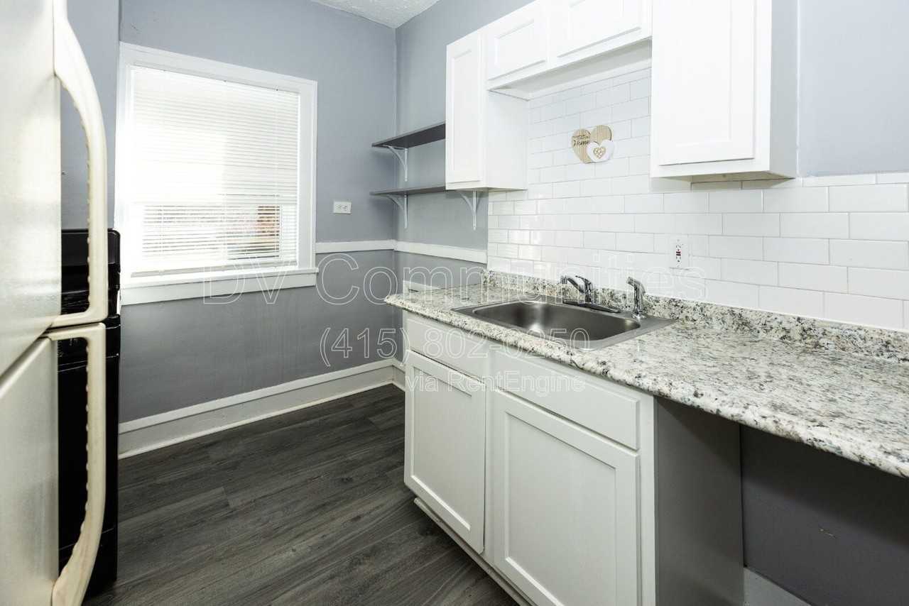 13389 Madison Ave #10 - Photo 5 of 10