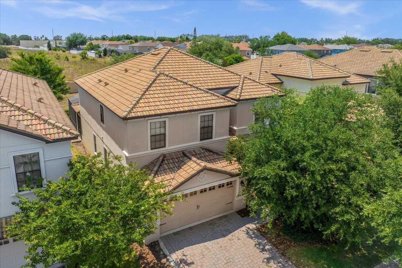 1483 Rolling Fairway Dr - Photo 3 of 44