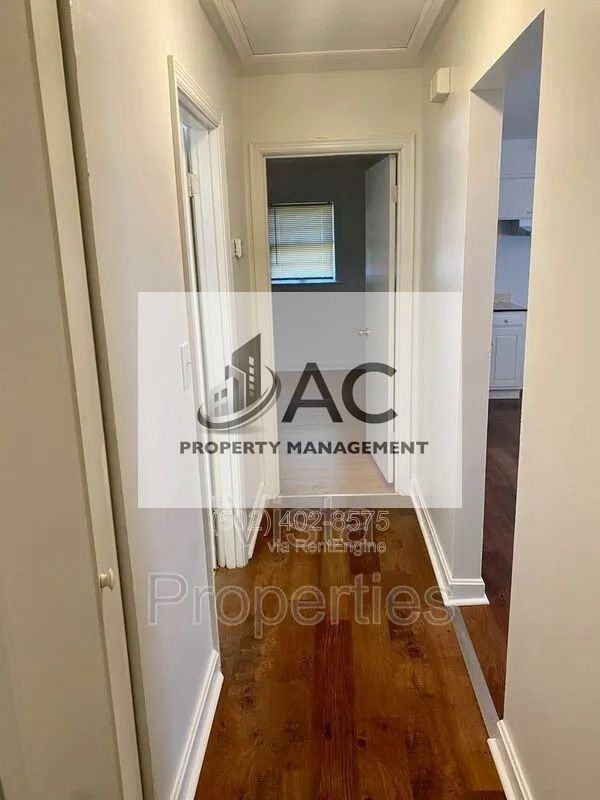 3655 Kahlert Ave - Photo 4 of 14