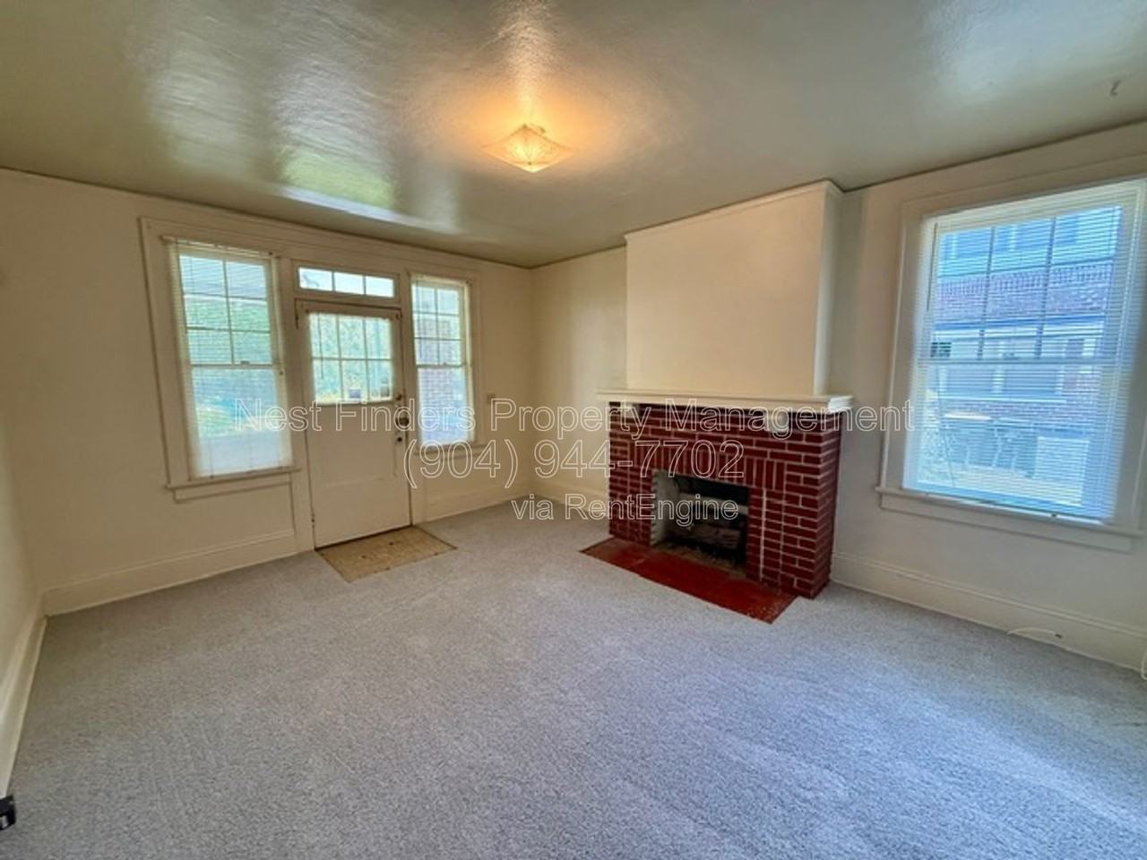 2309 College St - Photo 4 of 19