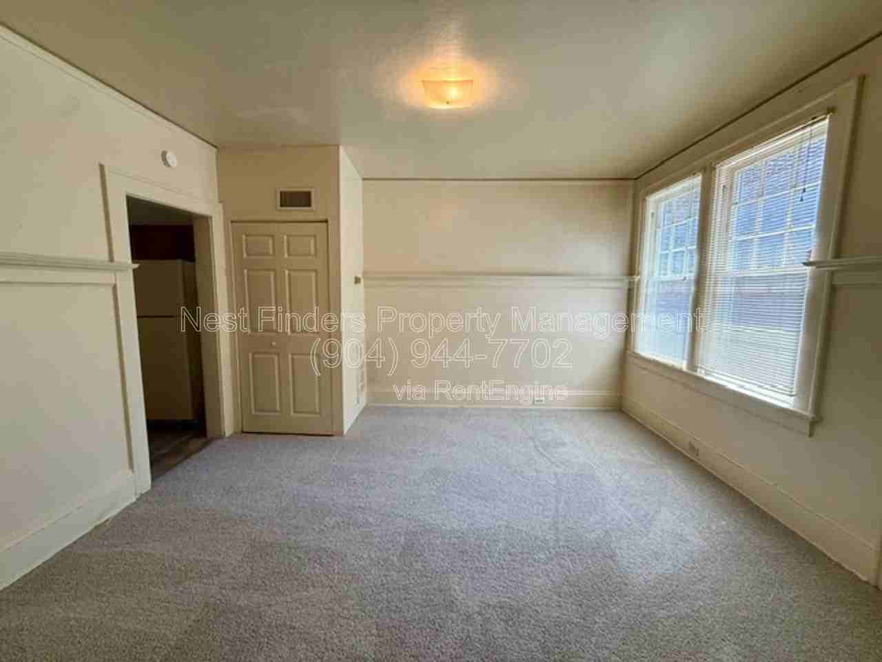 2309 College St - Photo 7 of 19