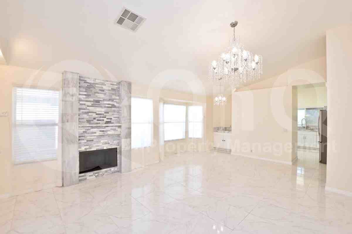 3615 W Camino Del Rio - Photo 6 of 22