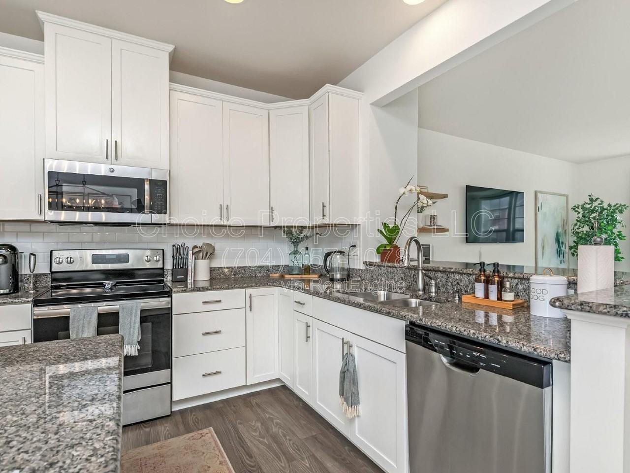 4027 Zilker Park Dr - Photo 5 of 34