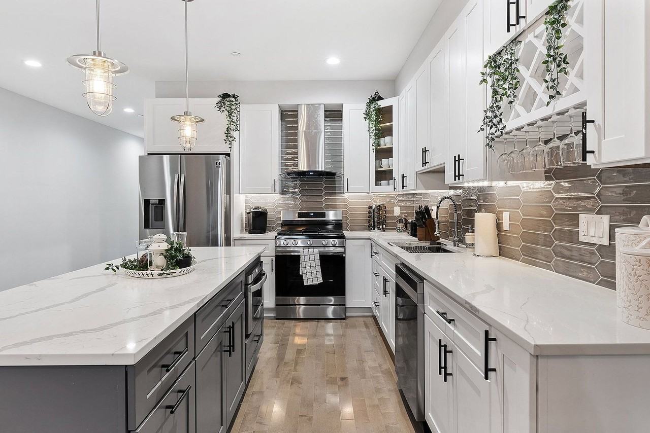 1611 N 27th St #1 - Photo 2 of 29