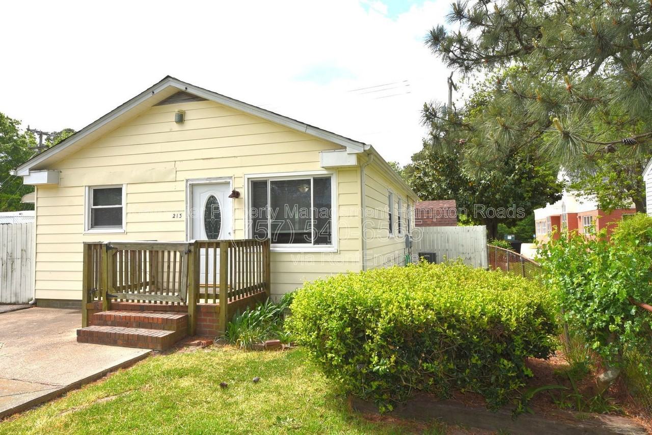 213 Bassett Ave - Photo 3 of 33