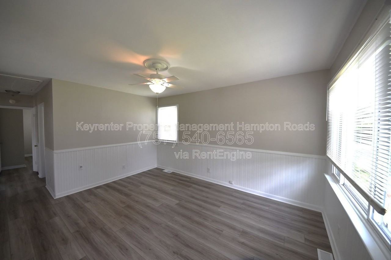 213 Bassett Ave - Photo 4 of 33