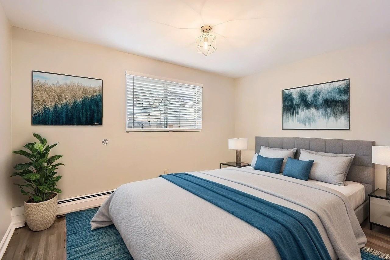 4725 S Acoma St - Photo 7 of 13