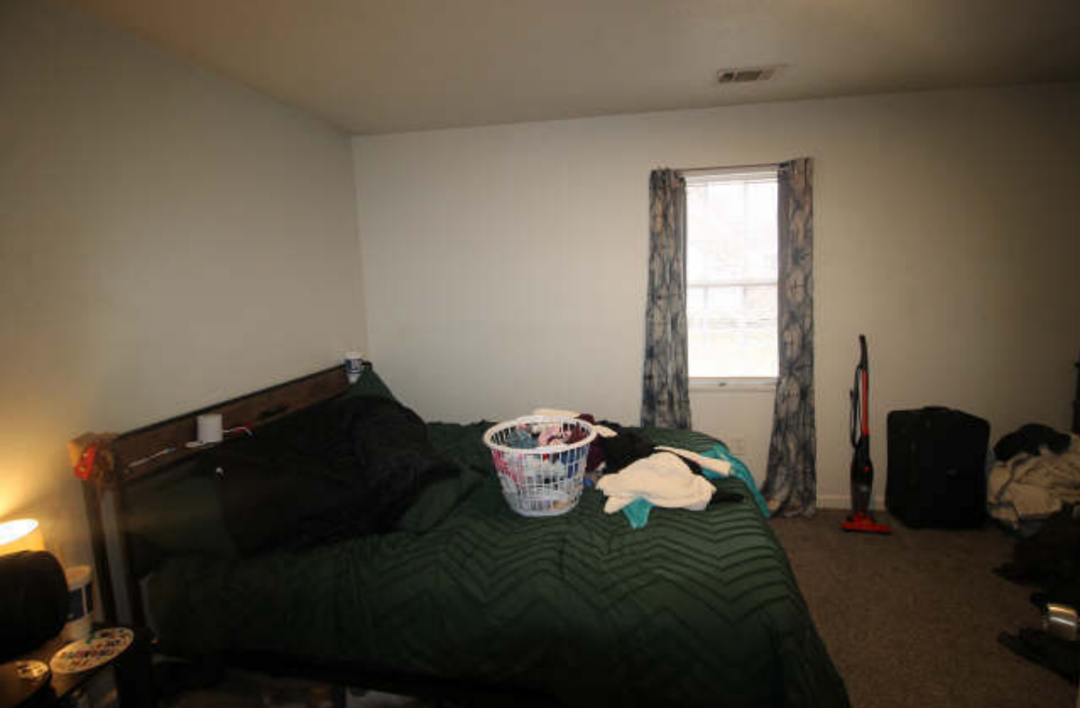 1631 Longfield Ave - Photo 5 of 15