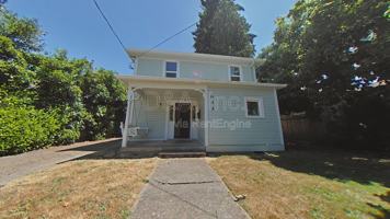 featured image of 633 Nw 13th St #B