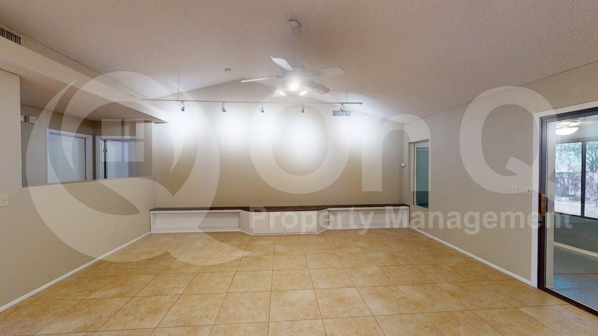 7978 N Supernova Dr - Photo 7 of 21