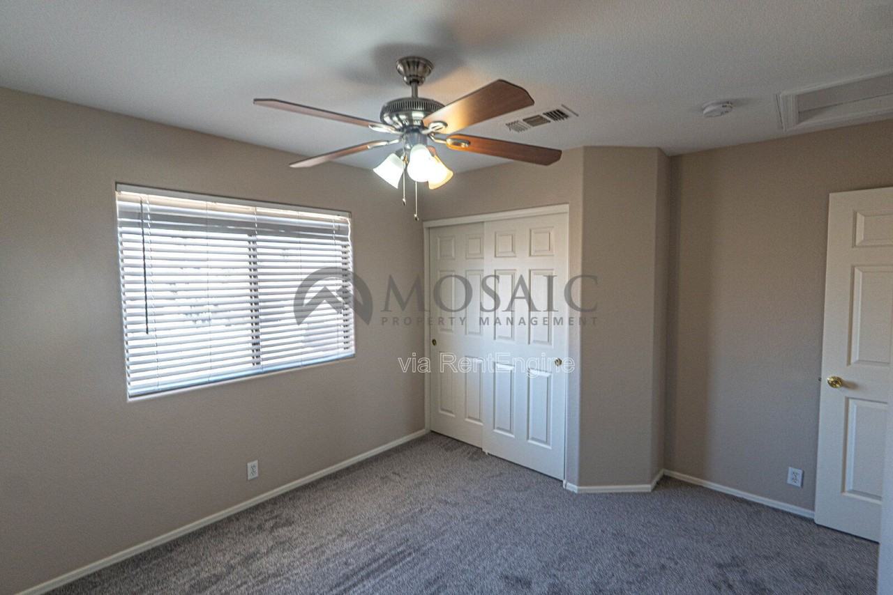 9304 E Monte Ave - Photo 3 of 26