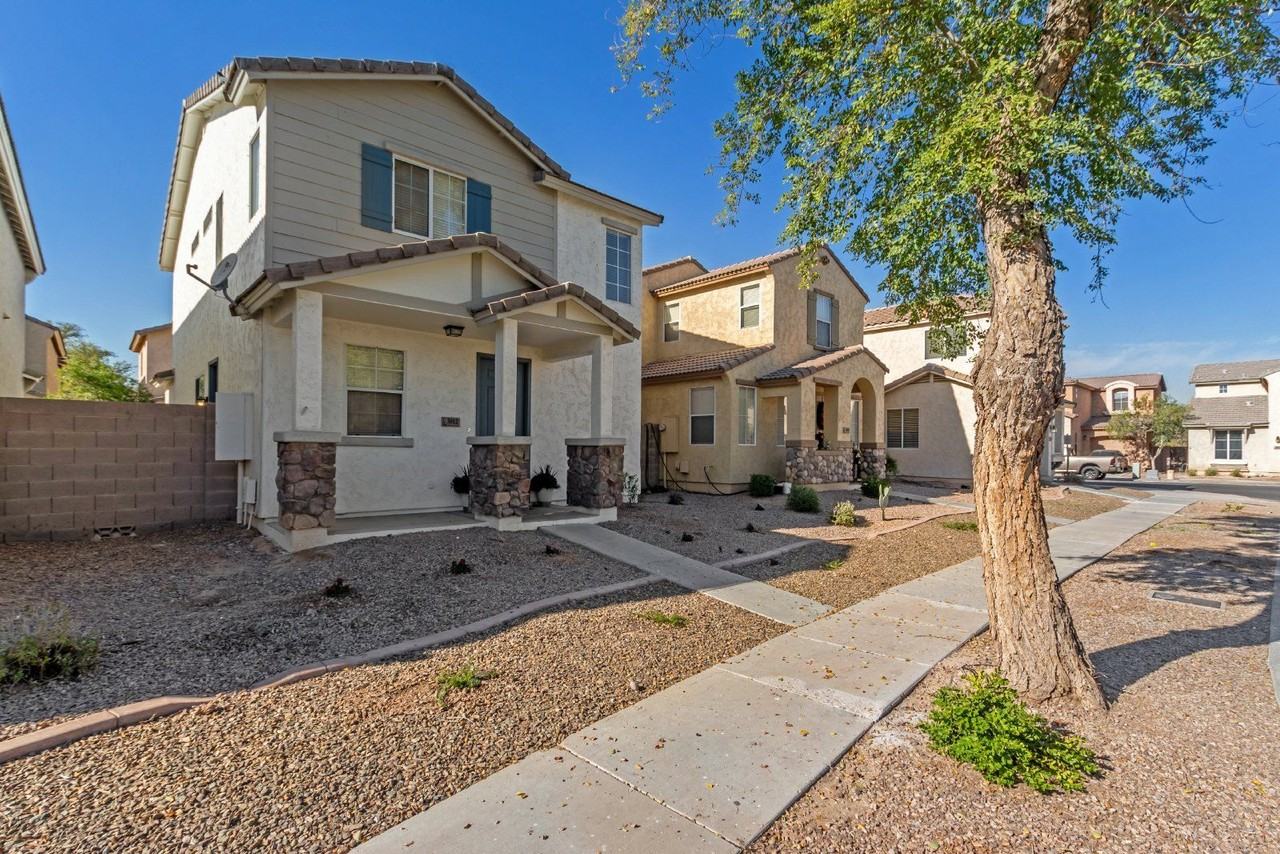 3012 S 101st Dr - Photo 5 of 39