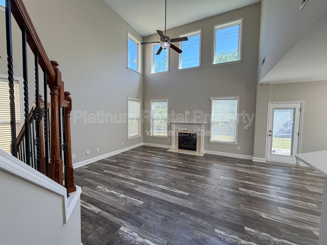 5555 Falls Landing Dr - Photo 7 of 43