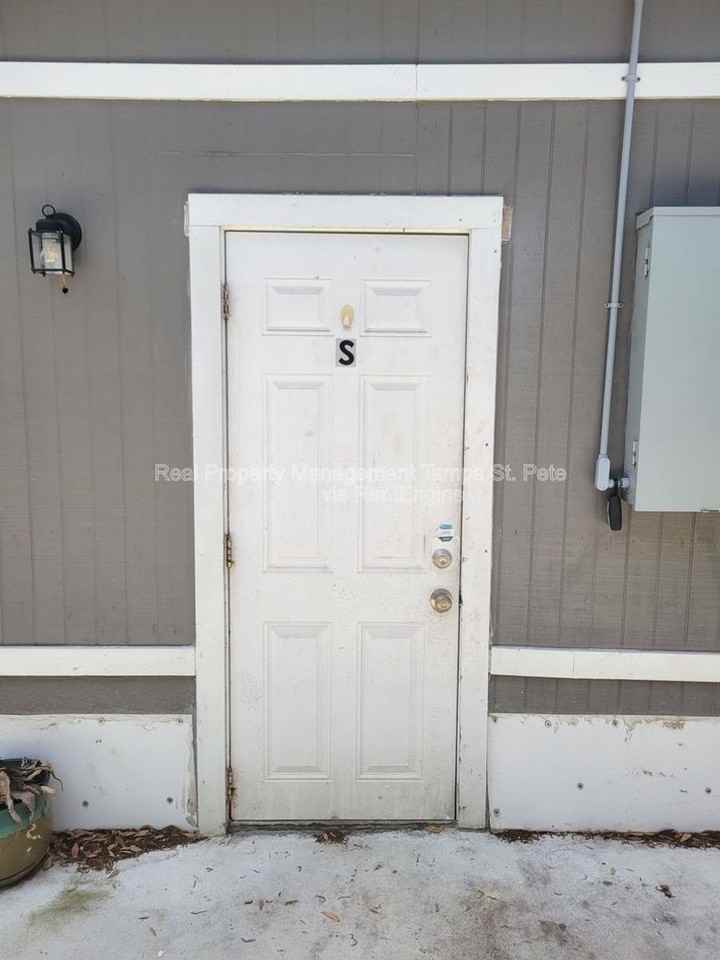 618 17th Ave S #S - Photo 4 of 18