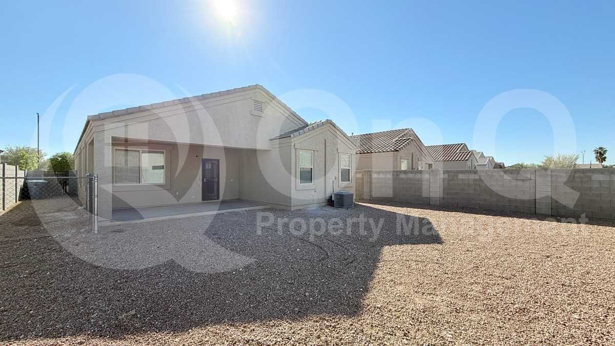 3756 N 298th Ave - Photo 2 of 27