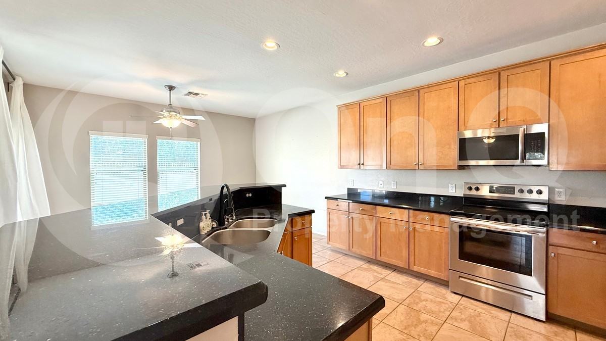 19763 E Arrowhead Trl - Photo 4 of 25