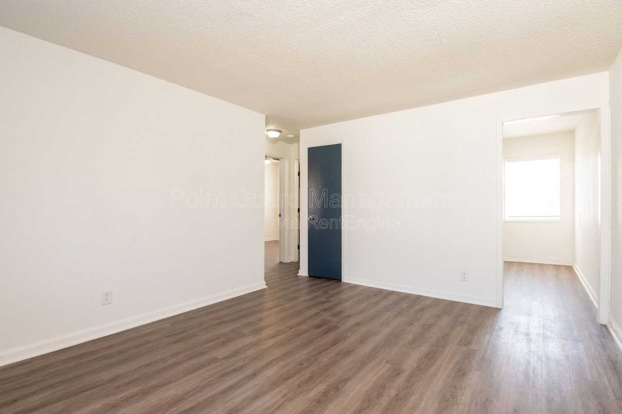 719 Sylvan Ln #719S - Photo 6 of 21