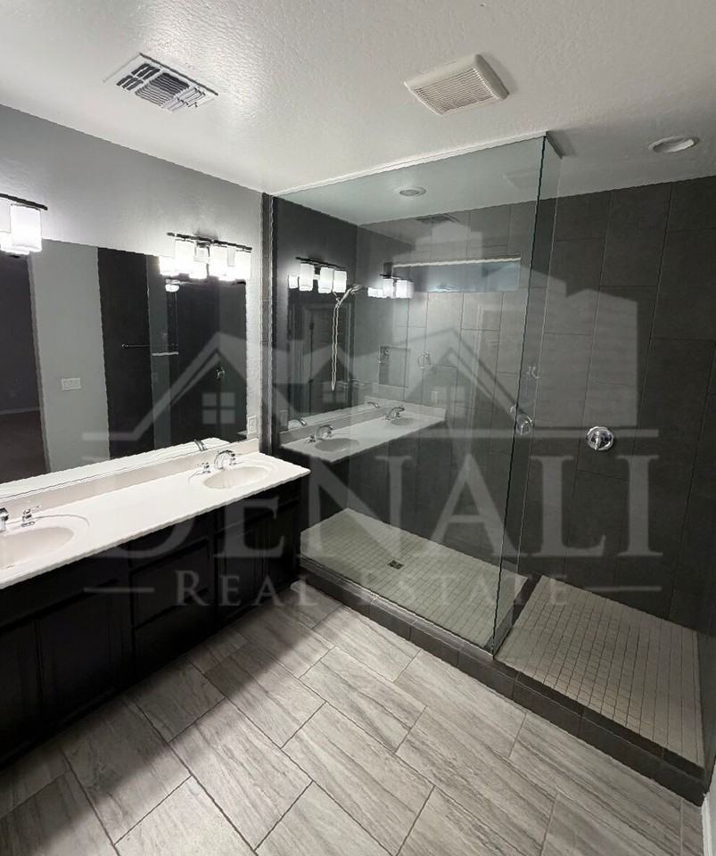 8547 E Osage Ave - Photo 7 of 18