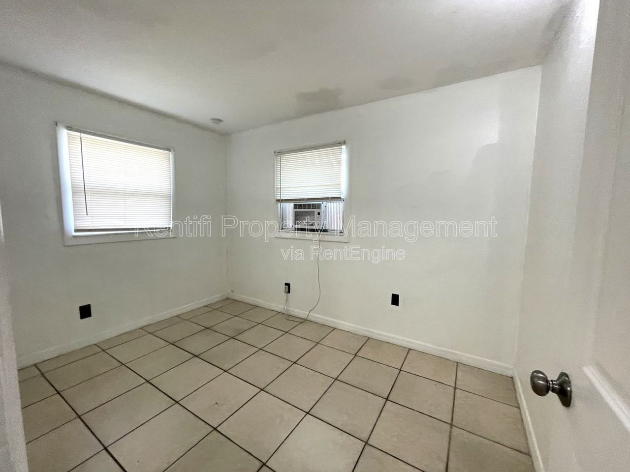 623 Joel Blvd #A - Photo 6 of 8