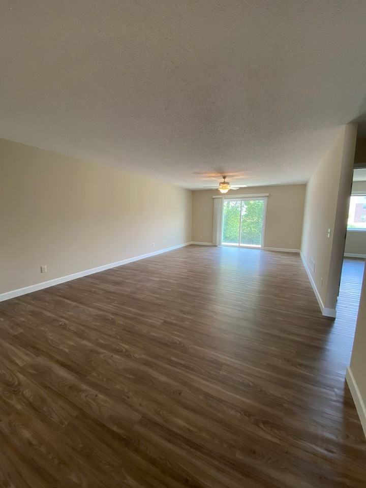 1563C Gunston Dr - Photo 4 of 5