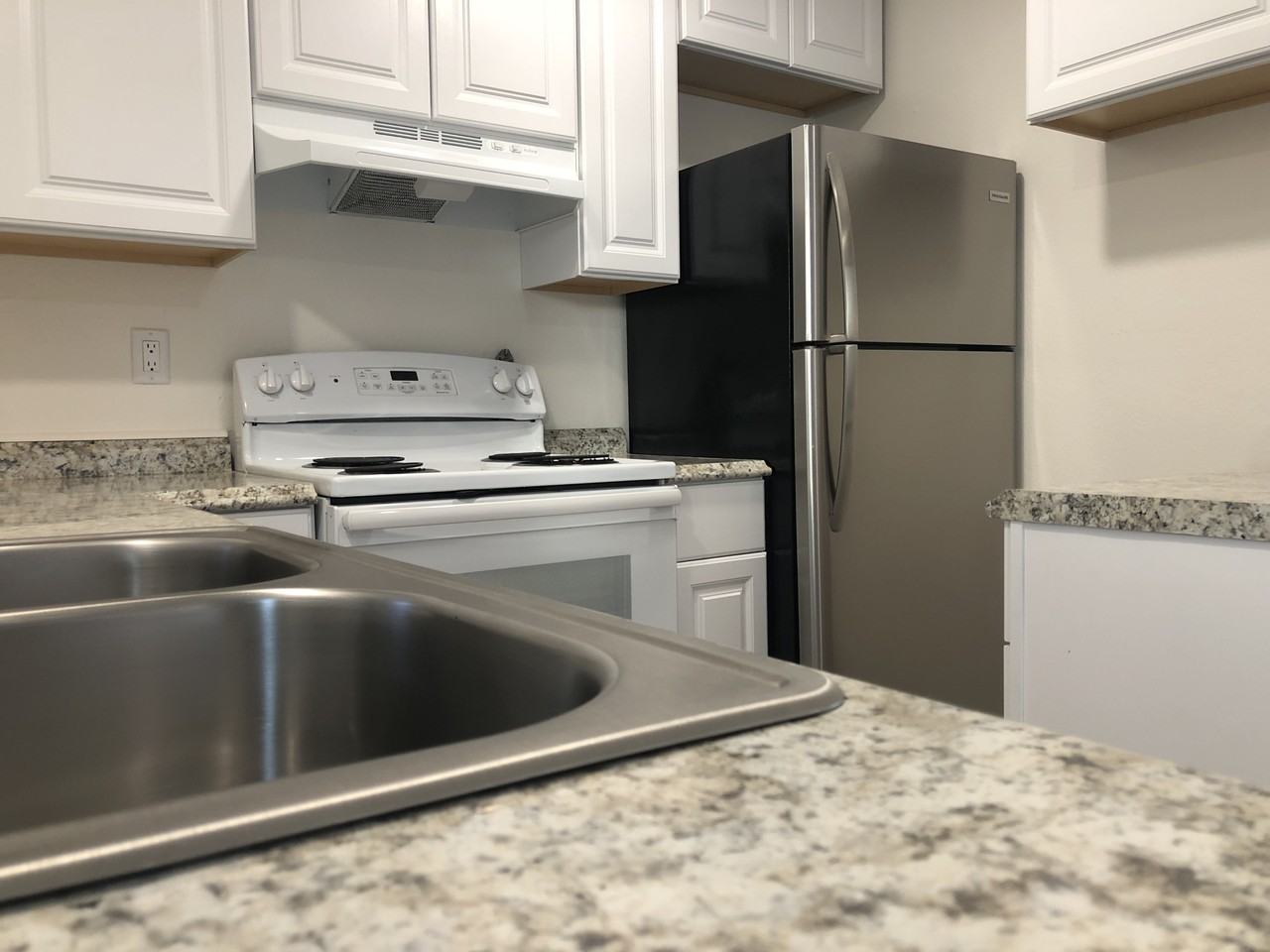 216 University St #A - Photo 7 of 20