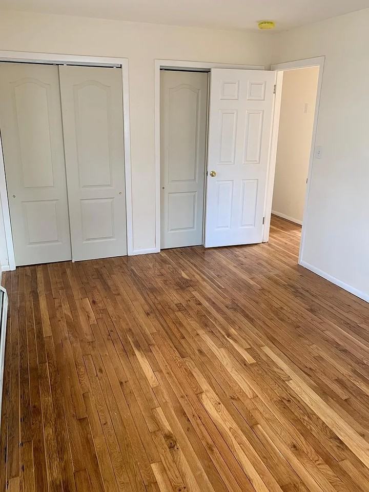 119 Jackson Ave #2 - Photo 5 of 9