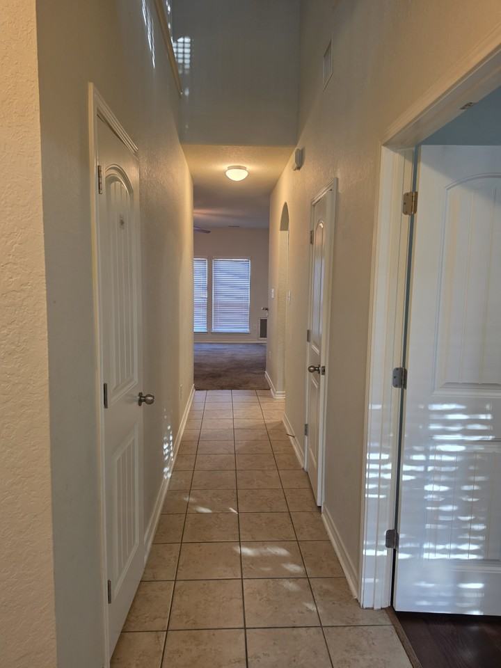 9846 Shetland Pass #NA - Photo 2 of 23