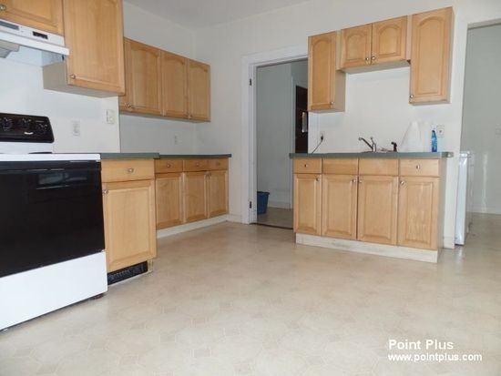 10 Cutter Ave #1 - Photo 5 of 11