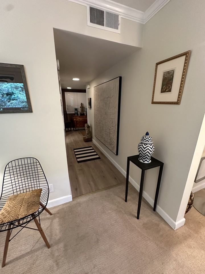 6708 Hillpark Dr #303 - Photo 6 of 46
