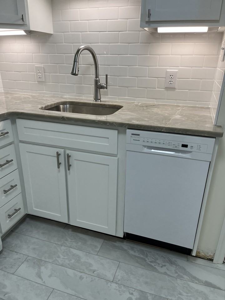 12 Zimmerman Blvd #REAR - Photo 3 of 14