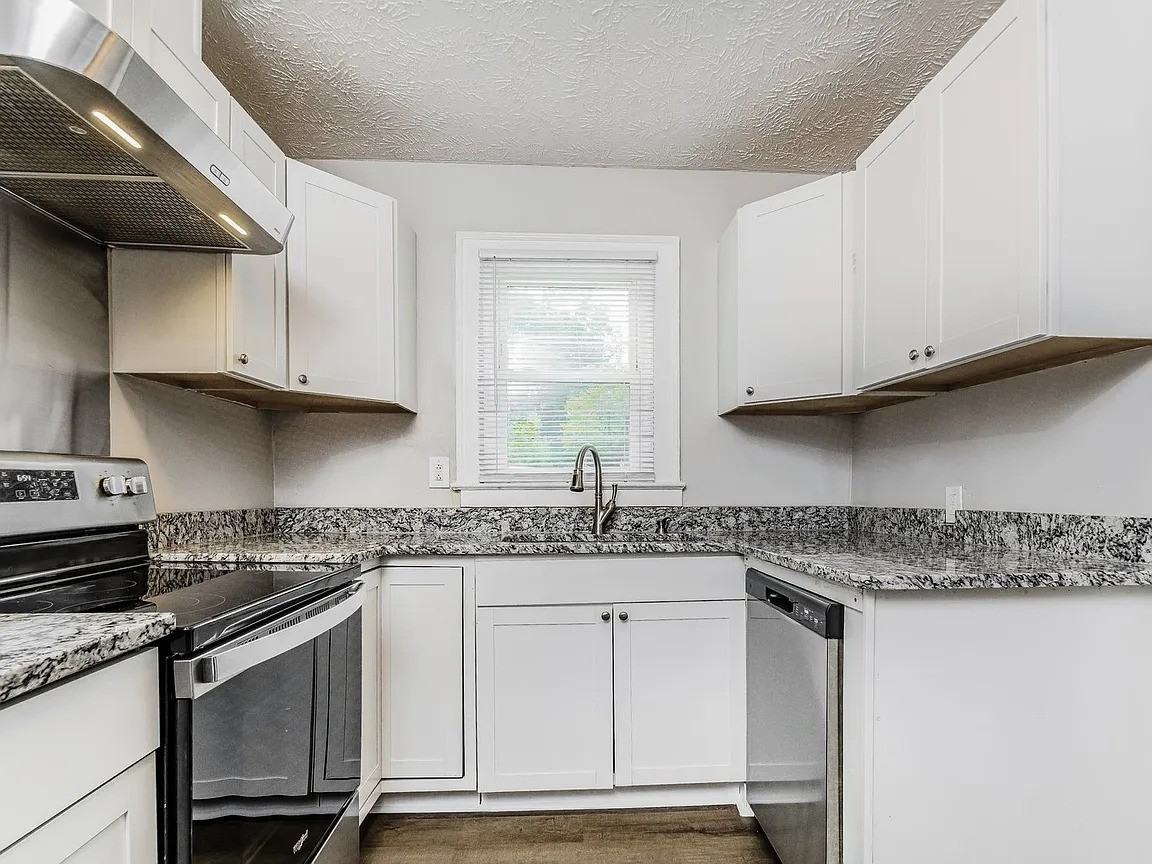 4836 King St #NA - Photo 3 of 7