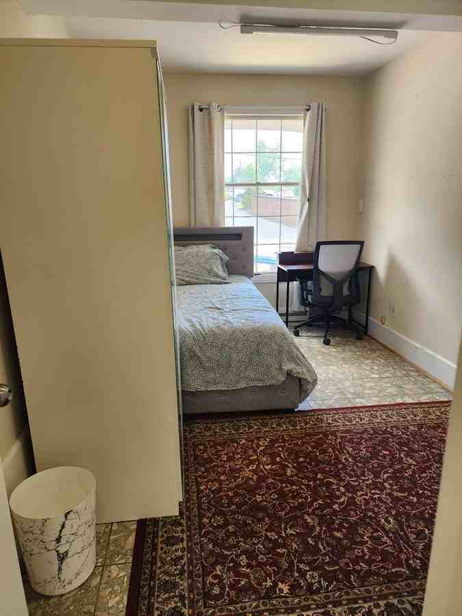 3606 Annandale Rd - Photo 2 of 11