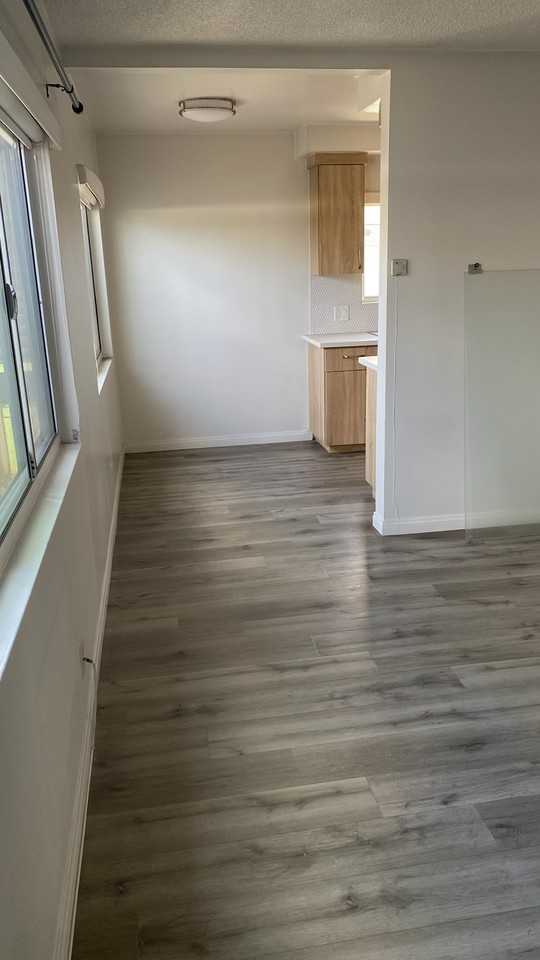 1030 Pleasantview Ave #4 - Photo 7 of 14