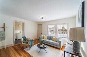 featured image of 134 Dexter St #2