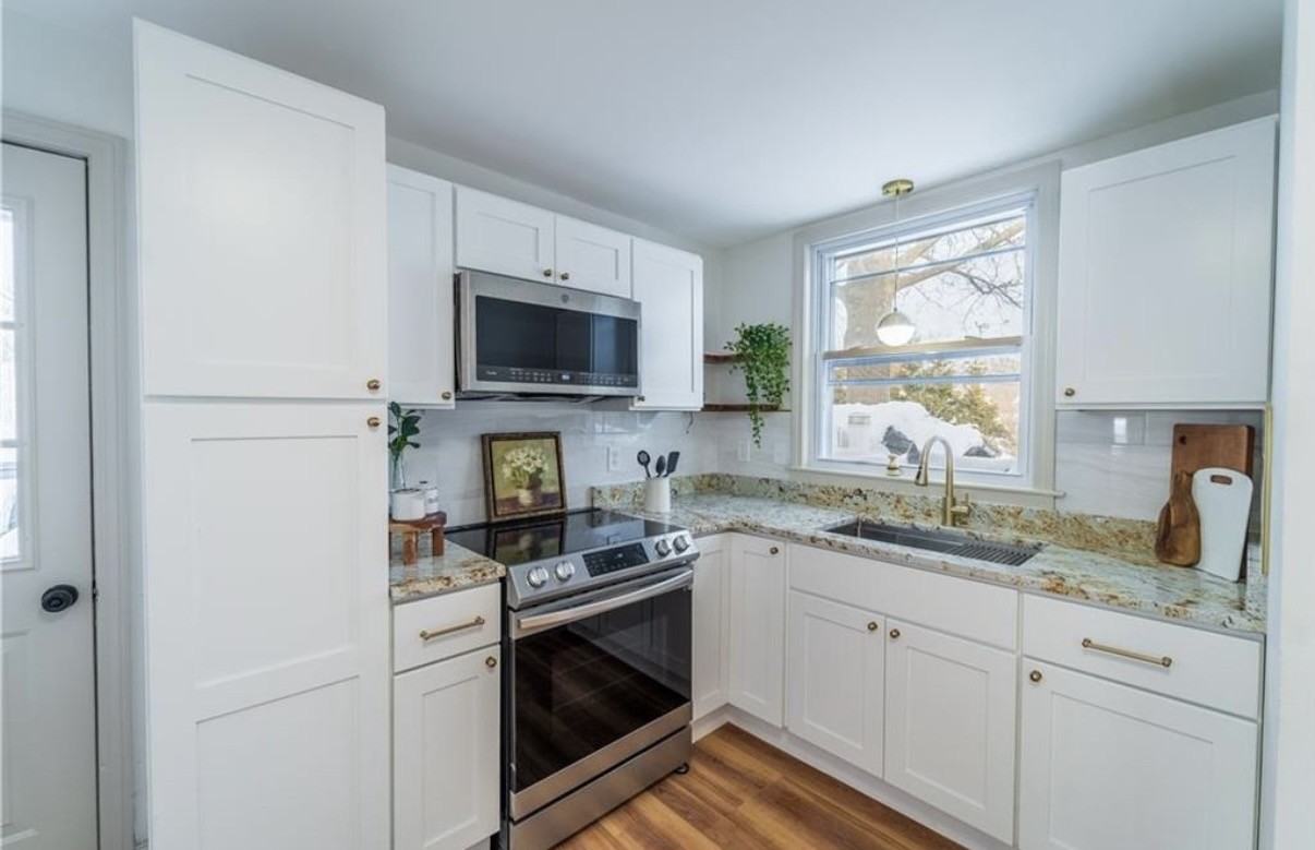 134 Dexter St #2 - Photo 3 of 22