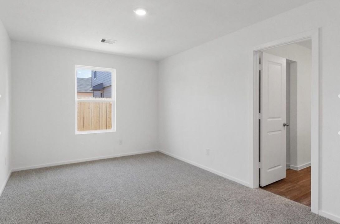 40839 Hawthorne Glades St #NA - Photo 5 of 7