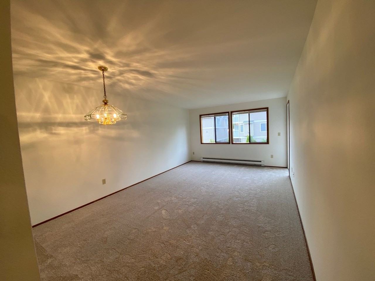 Shorecrest Apartments - Photo 3 of 16