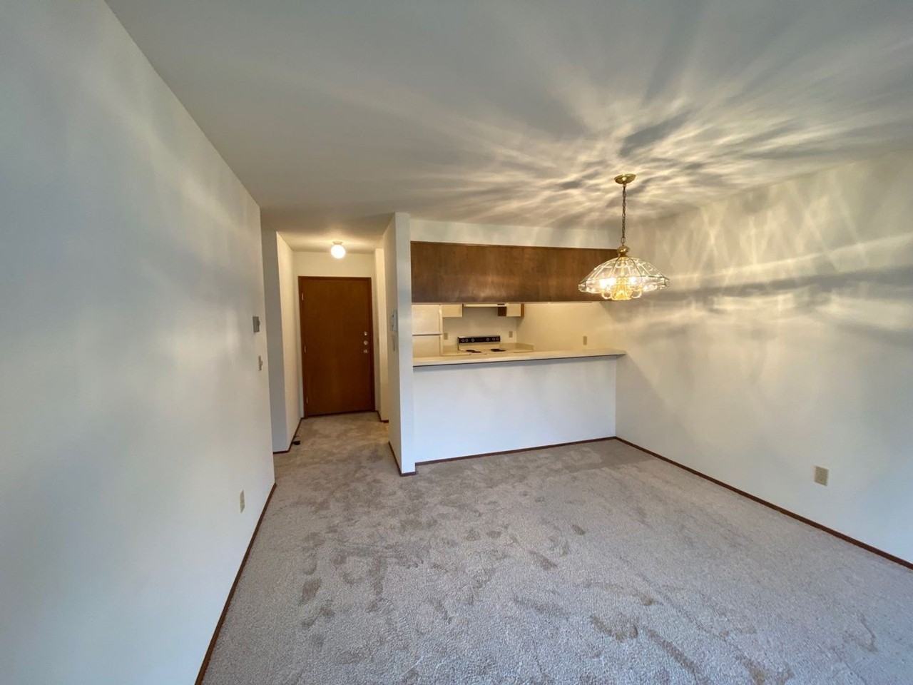 Shorecrest Apartments - Photo 6 of 16