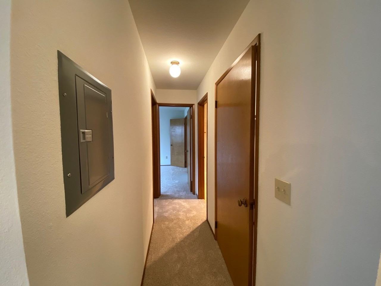 Shorecrest Apartments - Photo 7 of 16
