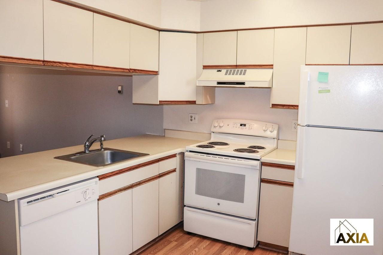 Maple Creek - Photo 3 of 16