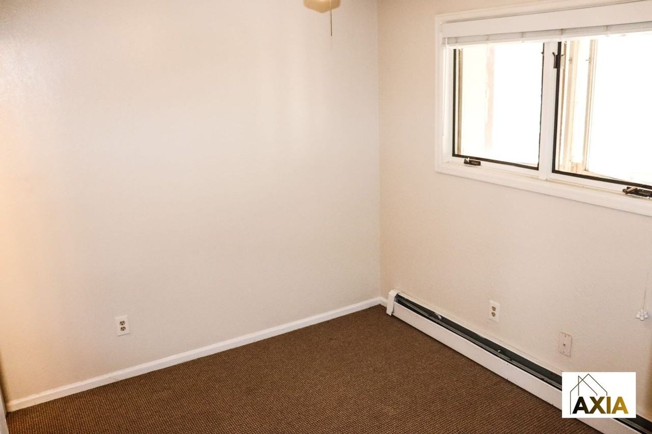 Maple Creek - Photo 4 of 16