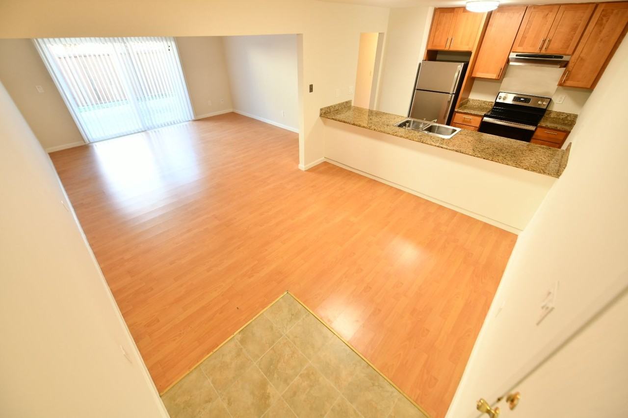 900 Alvarez Avenue - Photo 6 of 24